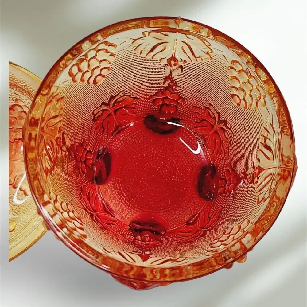 VTG Jeannette Harvest Grapes‎ Amber Red Carnival Glass Footed Covered Candy Dish